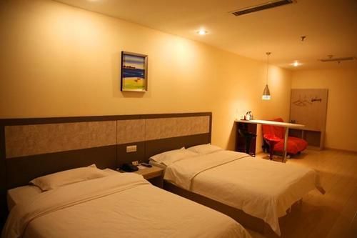 Huiquan Hotel Янтай Екстериор снимка