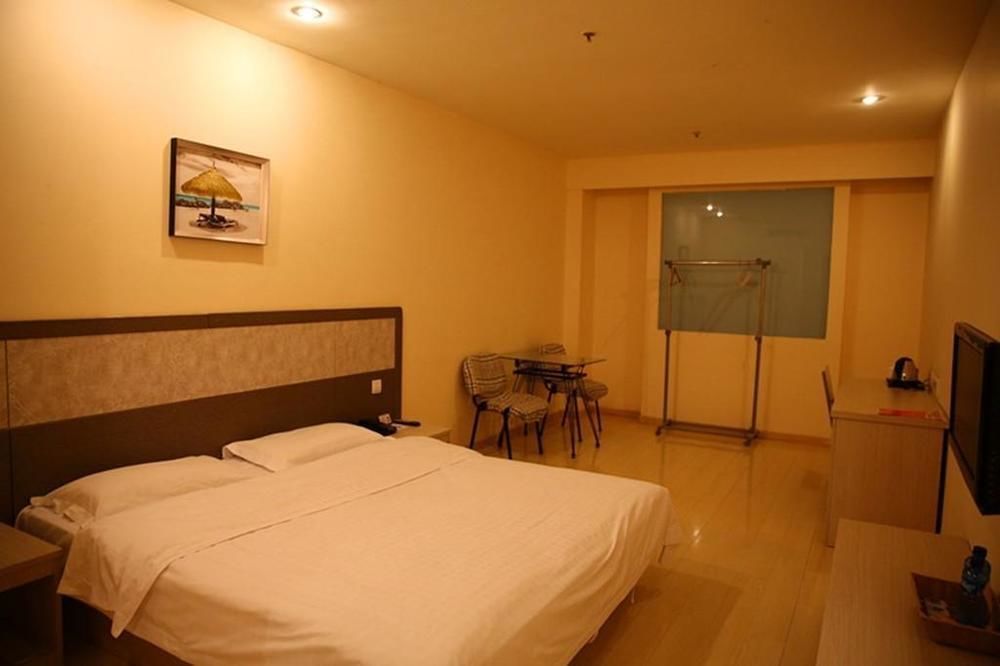 Huiquan Hotel Янтай Екстериор снимка